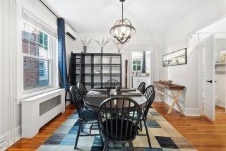 Main Line Manor 3BR with King Beds & Patio & Backyard - Bryn Mawr - 7