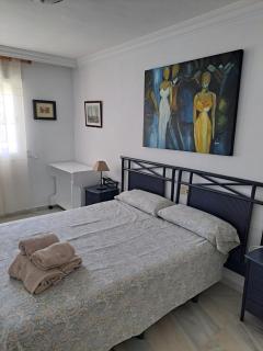 Golden Mile Penthouse, Pool-Parking, 5Min Beach! - Marbella - 2