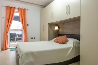 Modern 2 Double Bedroom Apartment Yard & Fully AC - Marsaskala - 1