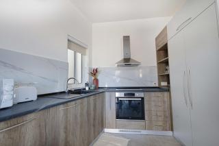 Cosy 1 BD Penthouse in Bugibba - Corner Terrace with Sea Views - St Paul's Bay - 2