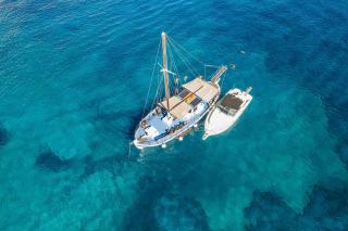 Captain Manolis - Greek Traditional Wooden Boat - Piso Livadi - 1