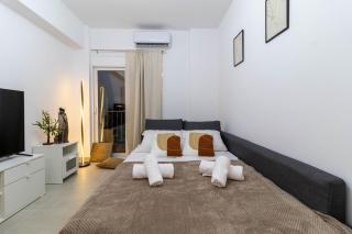 Loutraki Studio by the Beach Bars,Taverns,AC, Washer - Loutraki - 4