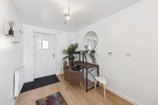 Cosy Retreat in Ashford city centre with Hot tub - 4