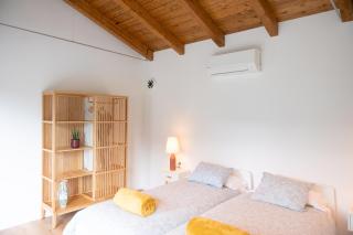 KH Lezama Suites, Breakfast & Laundry - Lezama - 2