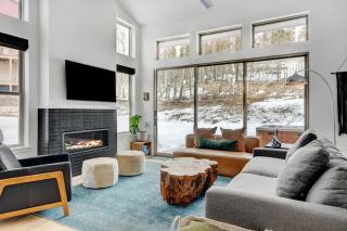 Cozy Modern Cabin W Hot Tub - Minutes To Ski Area - 5