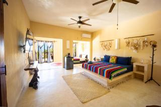 3 Bedrooms house shared pool - 5