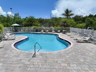 Villa Valbuena Gem Key Largo 2 Kings Marina Pickleball Tennis 3 Pools Remodeled 2025 - 3