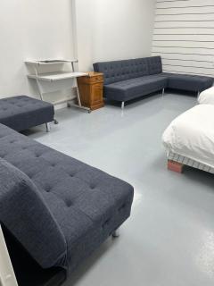 3 single bed and 2 double sofa beds Serviced Studio, Suite 7 - Auckland - 6
