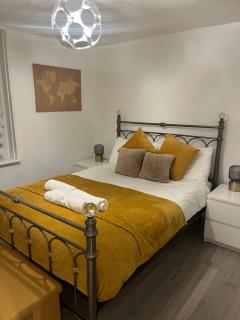 Spacious stylish apartment Croydon - Croydon - 5