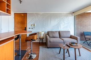 Comodo departamento a pasos del metro y Costanera Center - 8