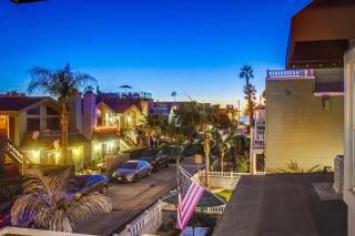 Bayside Retreat with Water Views Near Beach with AC and Private Patio - San Diego - 5