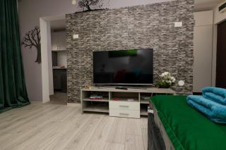 Urban Escape - Soft & Stylish Retreat - 1