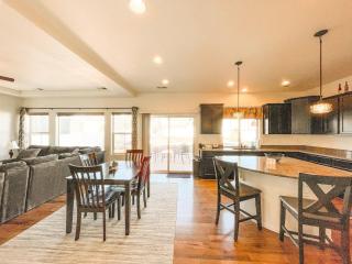 Spacious Family Getaway 20min to downtown sights - 0