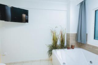 Emerald Oasis by Nexus, next to White Tower and TIF - 3