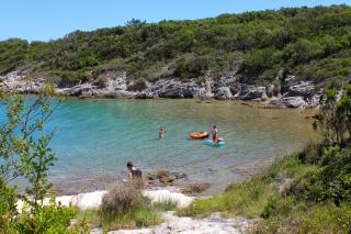 Holiday home with hot tub Sveti Jakov, Losinj - 24017 - 7