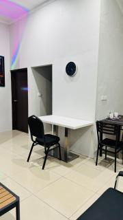 Lux Apartments - - 4
