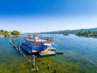 Houseboating Heaven - Somers - 6