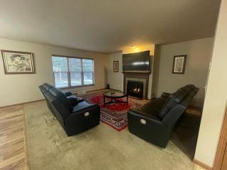 Unique World Homes - 0