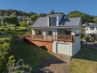 Sunshine Grove Retreat - Onemana Holiday Home - Whangamata - 9