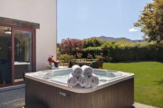 Executive Detached Home Luxury Spa - Queenstown - 9