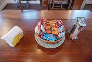 Luxury Historic Carriage House - 5