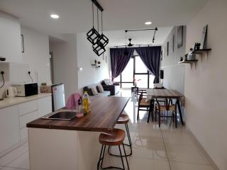 Cityview Midvalley Southkey Mosaic 2BR2FREE 16F By Natol - Johor Bahru - 1