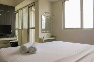 Comfort and Minimalist Studio at Maple Park Sunter Apartment By Travelio - Jakarta - 5