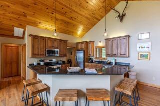 5 O'Clock-App Ski Mountain hot tub pool table - Blowing Rock - 1