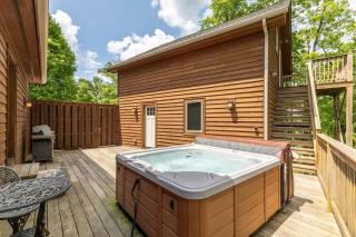 5 O'Clock-App Ski Mountain hot tub pool table - Blowing Rock - 6