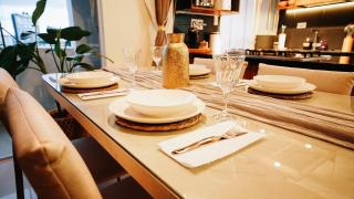 Equipetrol-Chic 2BR Apt King Beds, Fast WiFi, Pool, Top Location & Café Scene - Santa Cruz de la Sierra - 2