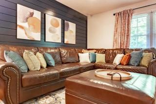 Crabtree Valley Retreat - Raleigh - 7