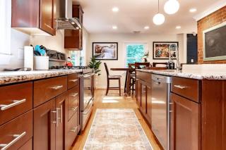 Crabtree Valley Retreat - Raleigh - 2