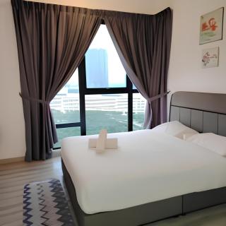 City View Southkey 2BR 2FREE 18F By Natol - 8