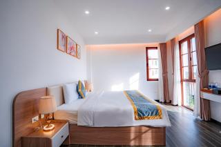 Lyn Hotel 2 - 3