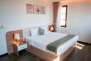 Lyn Hotel 2 - 4