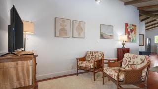 Walua Hale, By The Trail - 5