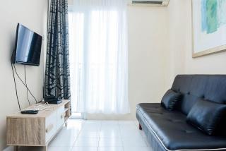 Comfy 2BR Mutiara Bekasi Apartement By Travelio - Bekasi - 0