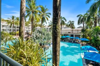 Private Beach Club Apartment in Building 2 - 2