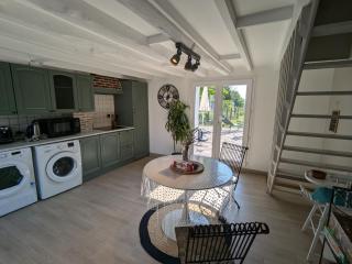 Maison de charme avec terrasse et jardin clos à Messas - FR-1-590-568 - 2