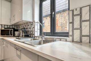 Luxurious Spacious Apartment 2BR 2BA - Londra - 2