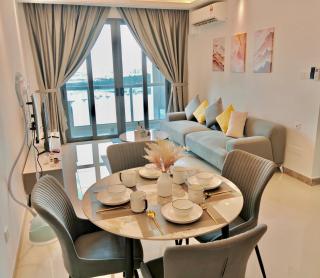 R&F Princess Cove JB CIQ with Seaview - 6