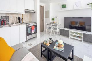 Frank Porter - Serenity Lakes 5 - 6