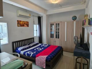 Sunny guesthouse JJ BKK - - 0