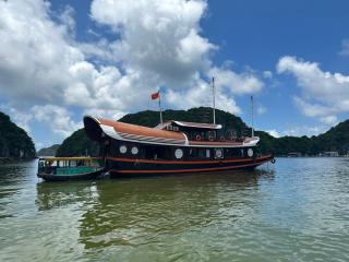 Halong Ocean Cruise 8 - Dồn Lưống - 0