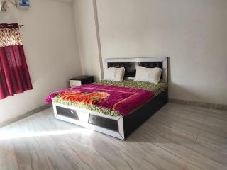 Hotel O Manglam Guest House - Ayodhya - 0