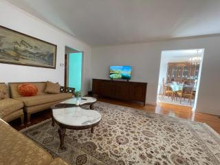 Luxury Three Bedroom apartment in a private house - 9