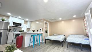 The Disney Hostel - Santa Ana - Santa Ana - 3