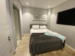 16 on Bree One Bedroom Apartment with Ocean view - Cape Town - 8