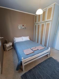 PENELOPE'S STREET OLD HOUSE - 1