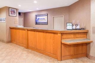Ramada by Wyndham Sparta/At Speedway - Sparta - 9